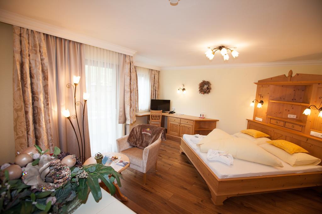 Alpenresidenz Trisanna Bed and Breakfast Ισγκλ Εξωτερικό φωτογραφία